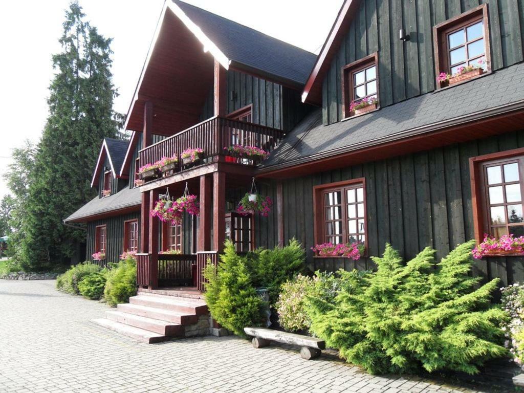 Gosciniec Pod Smrekami Bed and Breakfast Czorsztyn Exteriör bild