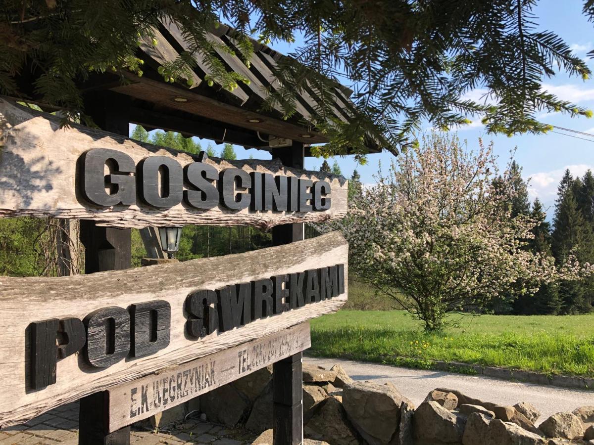 Gosciniec Pod Smrekami Bed and Breakfast Czorsztyn Exteriör bild